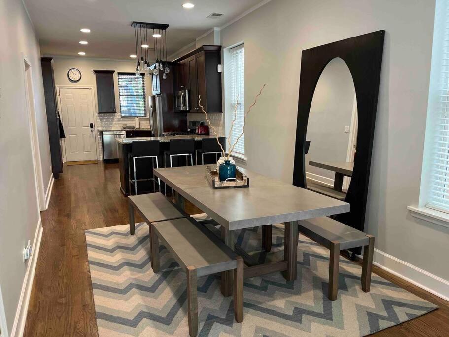 Appartamento Trendy West Town Flat - 2 Bed / 1.5 Bath W Parking Chicago Esterno foto
